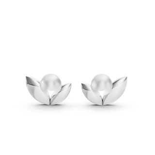 #E676 - Twin Leaf Pearl Earrings