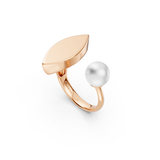 #R6769 - Leaf & Pearl Ring
